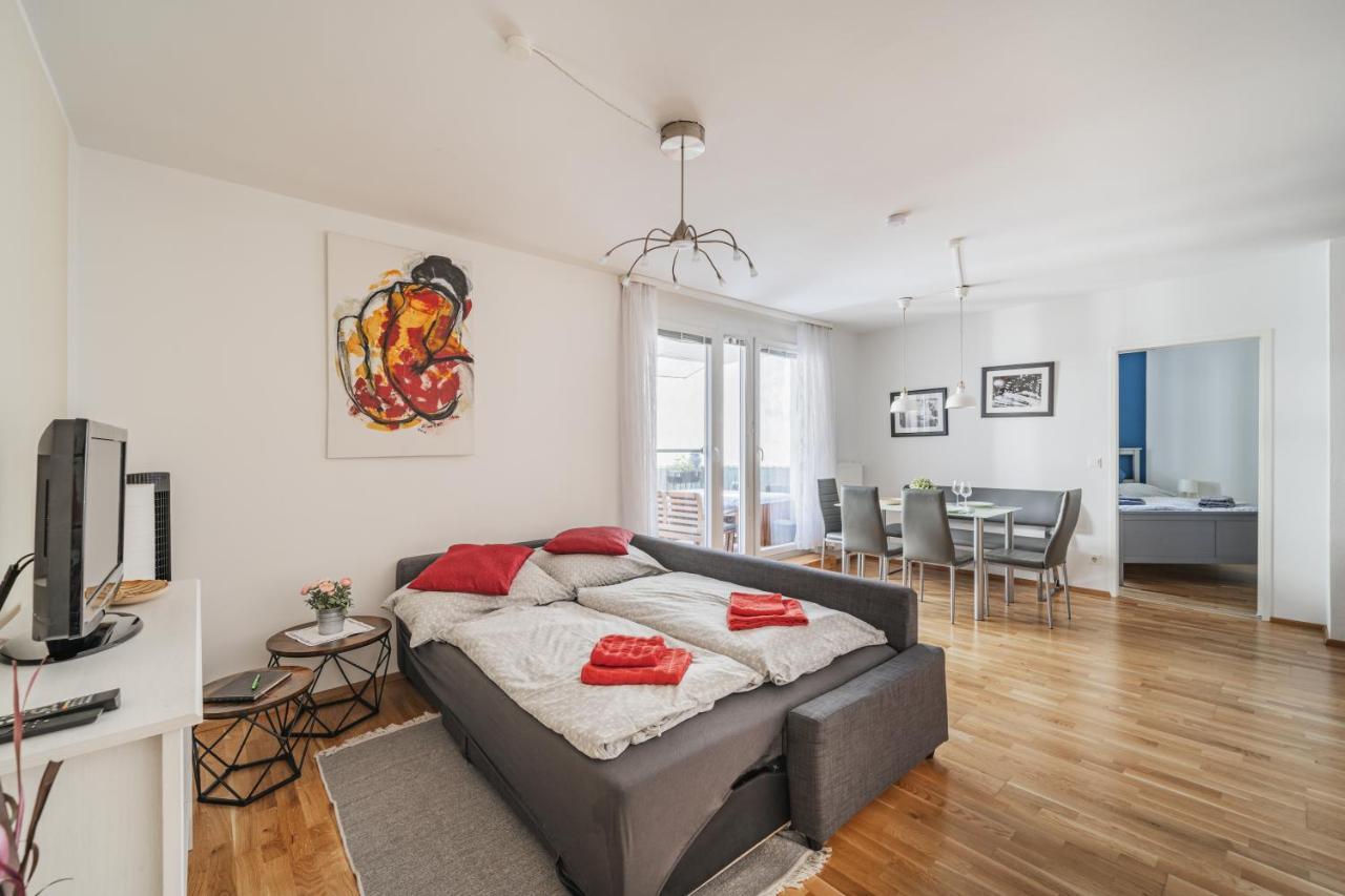 17 C&J'S Apartment Виена Екстериор снимка